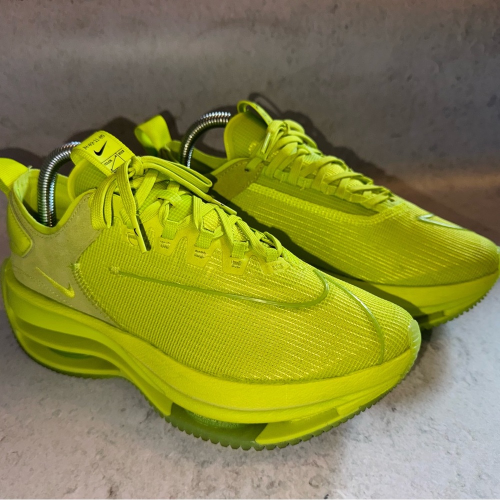 Women’s Nike Zoom Double Stacked Cyber Sneaker